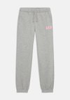 KIDS RELAXED GAP LOGO JOGGERS - Tepláky - light heather grey