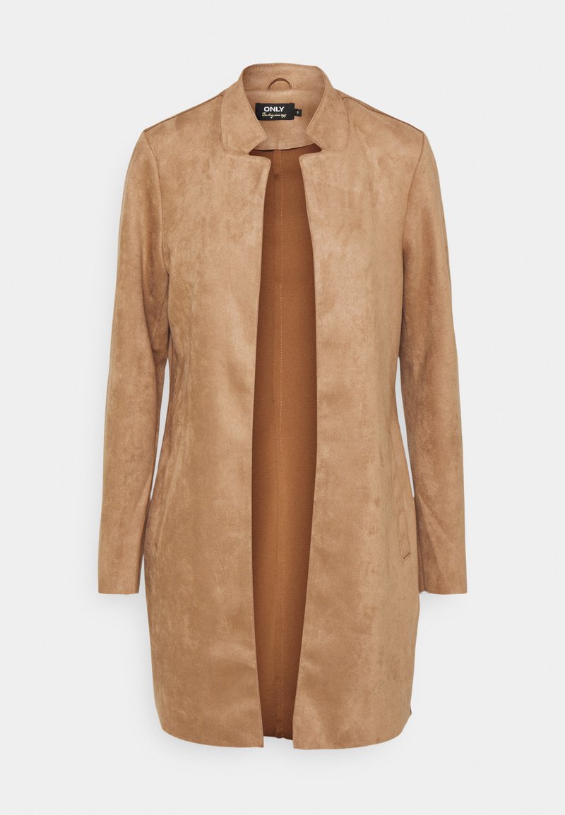 Bruine faux suede lange jas met een minimalistisch ontwerp, rechte snit, staande kraag en één vooropening; zachte textuur zonder zichtbare sluitingen.