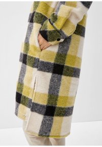 s.Oliver MIT ABNEHMBARER KAPUZE - Wintermantel - beige