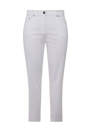 Pantalons en mélange de coton blanc avec une coupe slim, dotés de deux poches avant, d'une fermeture par bouton et de détails de couture subtils.