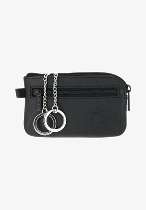Pochette zippée en cuir noir avec poche zippée avant, deux porte-clés argentés fixés sur des chaînes, et logo crabe embossé en bas à droite.