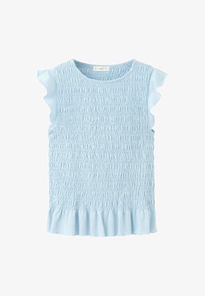 Lichtblauwe mouwloze blouse met geplooide voorkant, gerafelde mouwen en een gerafelde zoom onderaan.