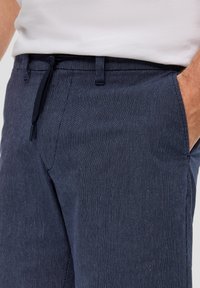 s.Oliver REGULAR BERMUDA - Kratke hlače - navy