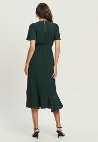 TUSSAH CEILIA MIDI - Dnevna haljina - emerald