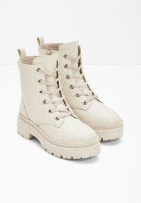 bonprix Stivaletti stringati - beige