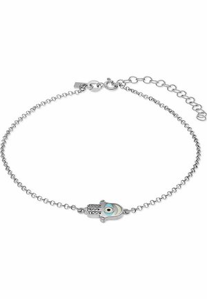 Sølv kædearmbånd med en håndformet charm med øje detalje. Charme har en glat overflade og subtile blå nuancer. Justerbar længde.