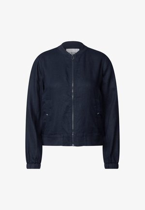 Marineblaue Bomberjacke mit Reißverschluss vorne, elastischen Bündchen und zwei Seitentaschen; aus leichtem Stoff mit glatter Textur.