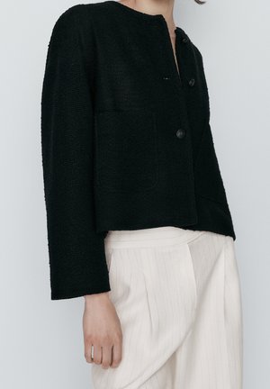 Leichte Jacke - black