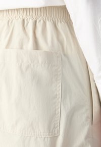 Lacoste Cargo hlače - hammam