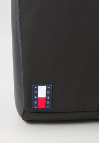 Thumbnail Image 8