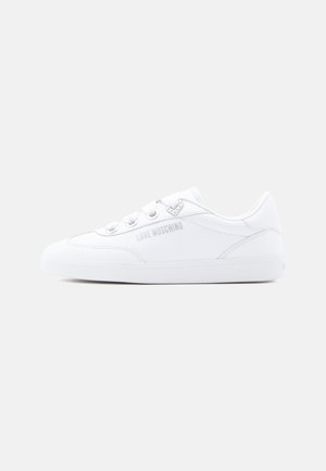 CLOUD LOVE - Sneaker low - white