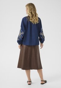 Cream Blouse - dundee dark denim