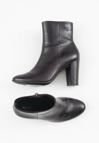 ecco laarzen met hak