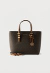 QUINN SM EW TOTE XBODY - Τσάντα χειρός - brown/acorn