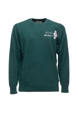 Maglione verde con maniche lunghe, scollatura a girocollo. Presenta il testo "IMPEGNATO DAL GIORNO ALLA NOTTE" e una grafica di un orologio sulla parte anteriore. Tessuto morbido.