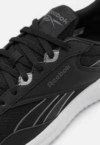 Reebok LITE 4 - Zapatillas running asfalto - core black/footwear white/purgry