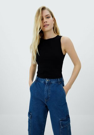 Top - black