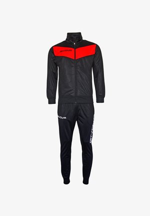 Czarny dres z czerwonym akcentem na kurtce, zamek błyskawiczny, oraz białe logo GIVOVA zarówno na kurtce, jak i spodniach.