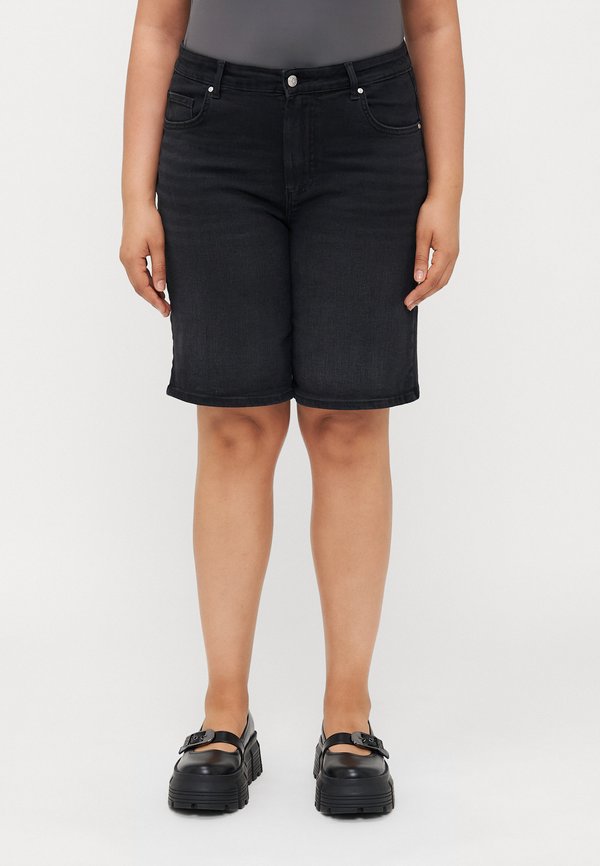 CARWILLY - Denim shorts