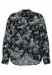 Blusa a maniche lunghe in tessuto nero con stampa floreale di fiori azzurri e bianchi, colletto con bottoni e design anteriore annodato.