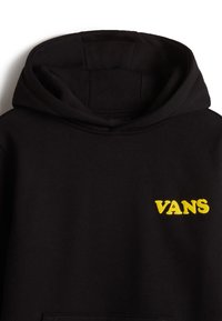 Felpa nera con cappuccio in cotone, dotata di tasca a marsupio. Presenta un logo "VANS" ricamato di colore giallo in evidenza sulla parte sinistra del petto.