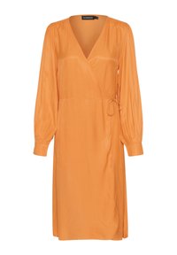 Oranži pikkade varrukatega mähkldress, millel on V-kaelus, külgmine sidumise detail, kokku rähinatud õlad ja liibuvaid mansetid.