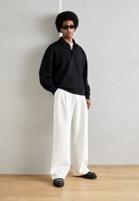 Heathe ALTO TROUSERS - Kalhoty - white