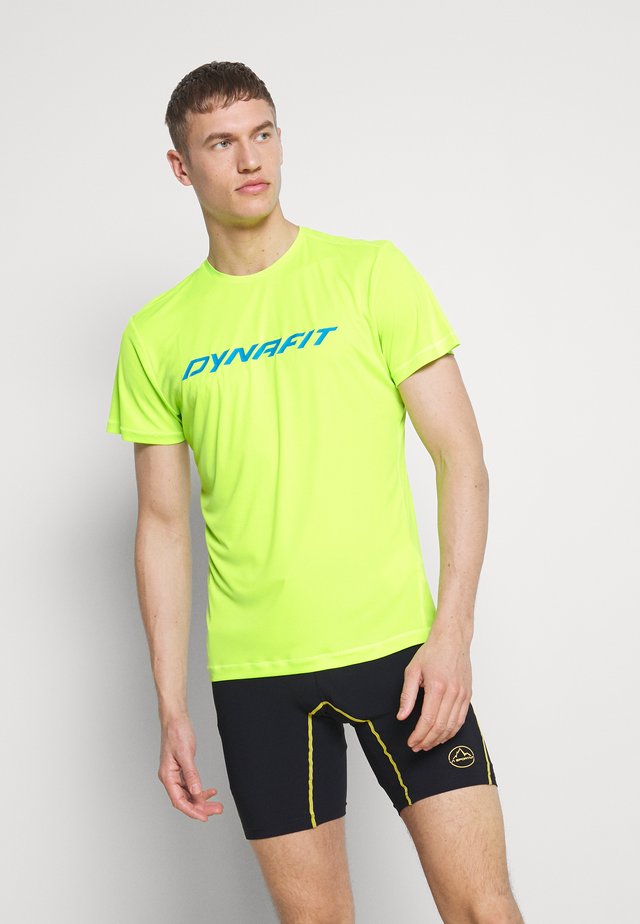 TRAVERSE TEE - Print T-shirt - fluo yellow