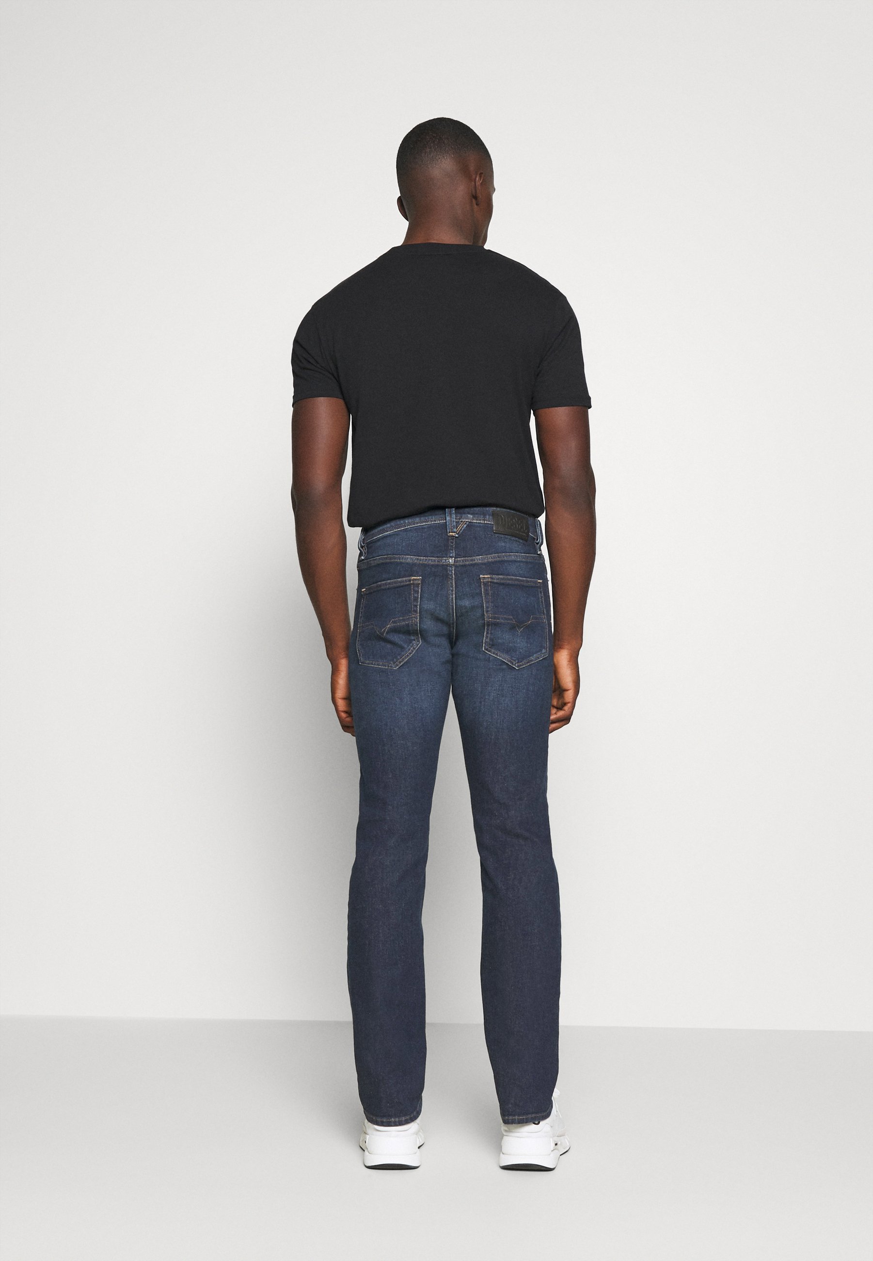 Diesel LARKEE-X - Tiesaus kirpimo džinsai - 009hn/tamsiai mėlynų džinsų -  Zalando.lt