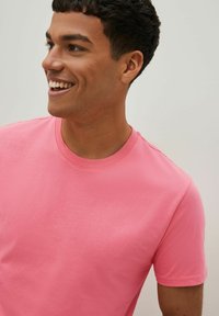 Next 6 PACK STANDARD - Tricou basic - green/pink/blue/white/orange/yellow