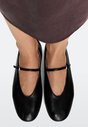 Massimo Dutti, SOFT LEATHER BALLERINAS - Ballerina's met enkelbandjes - black