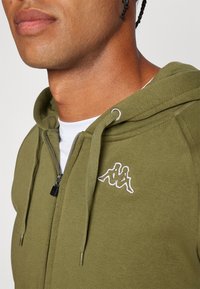 Kappa Φούτερ με φερμουάρ - green olive