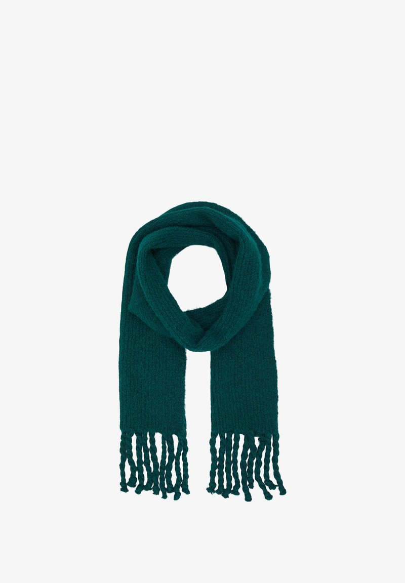 Teal strikket tørklæde lavet af blødt materiale, med et tekstureret design og frynsede kanter for ekstra detaljer.
