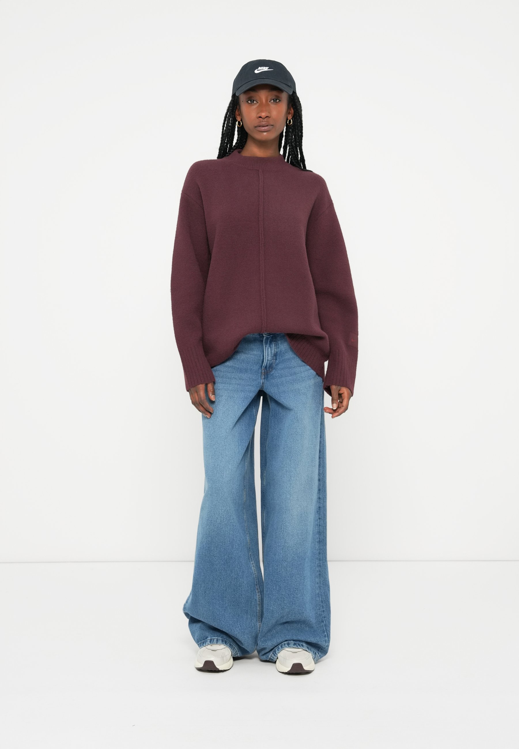 oversized sweater nike