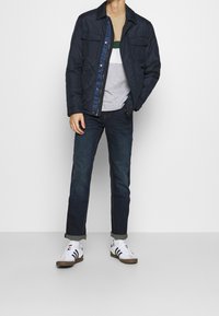 Lacoste T-shirt z nadrukiem