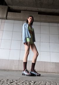Thumbnail Image 2
