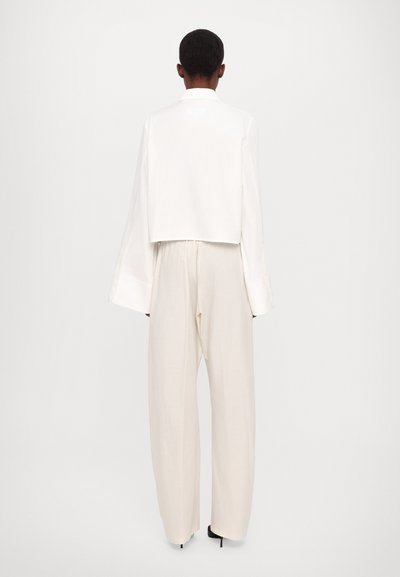 MM6 Maison Margiela LONG SLEEVED SHIRT - Blúzka so zapínaním na gombíky - white