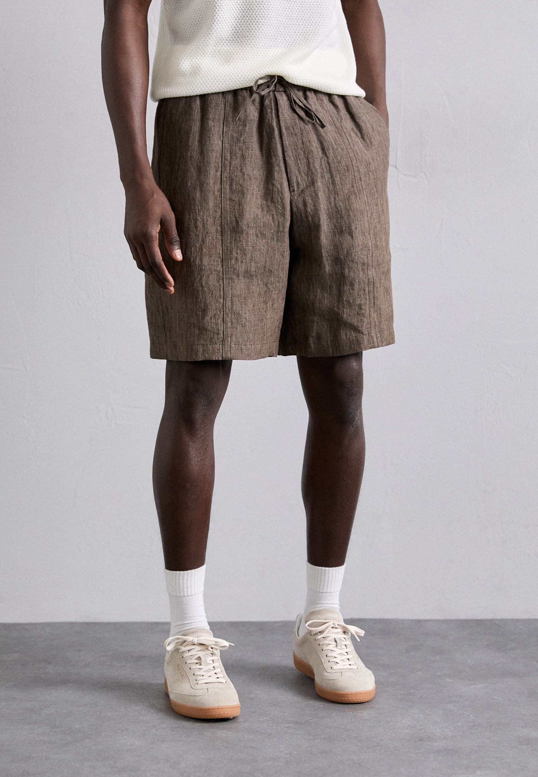 ハーフ・ショートパンツ Emporio Armani Brown Modal Blend Bermuda Shorts Emporio Armani - Modal blend bermuda shorts brown - The Corner