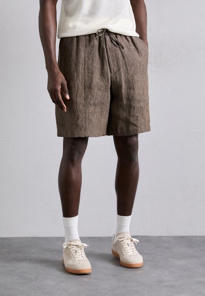 Emporio Armani BERMUDA - Pantaloni scurți - marrone