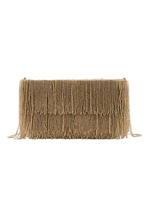 Pochette coperta di perline color oro disposte a strati di frange verticali con una sottile tracolla a catena su ogni lato.