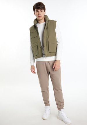 Mo, 2-PACK - Waistcoat - kamel militäroliv