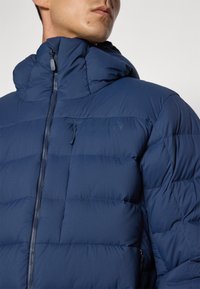Norrøna FEMUND ZIP HOOD - Jachetă cu puf - indigo night