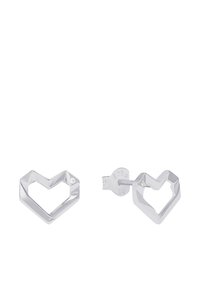Pendientes de plata en forma de corazón con un diseño geométrico, que presentan un centro troquelado y un pequeño acento de piedra. Acabado minimalista y pulido.