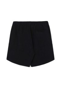 Pantaloni corti neri in cotone con vita elastica, dotati di una tasca posteriore singola e un fit rilassato e ampio. Tessuto liscio, senza fantasie.