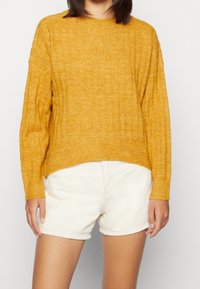 Vero Moda Sweter