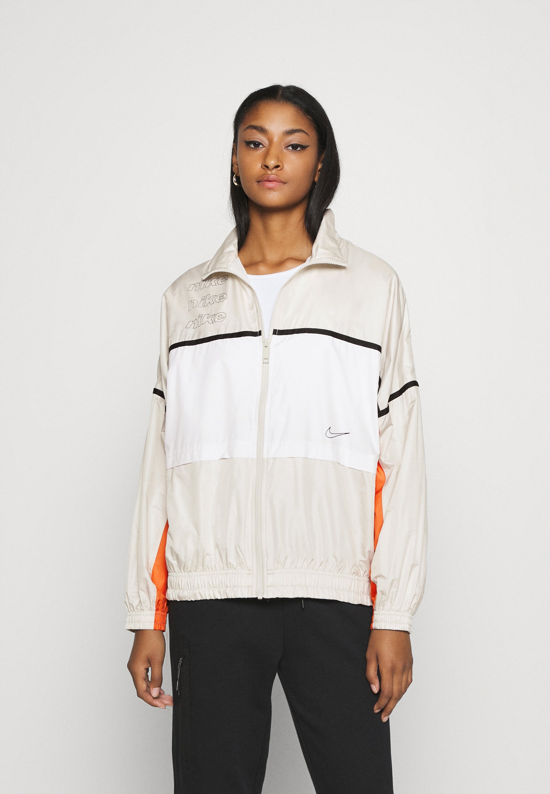 Nike Sportswear ARCHIVE RMX Laufjacke light bonewhite Nike Sportswear ARCHIVE RMX Laufjacke light bonewhite