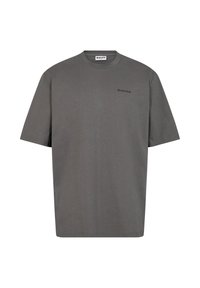 Grå t-shirt med korte �ærmer lavet af blød bomuld, med rund hals og et lille trykt logo på venstre bryst.