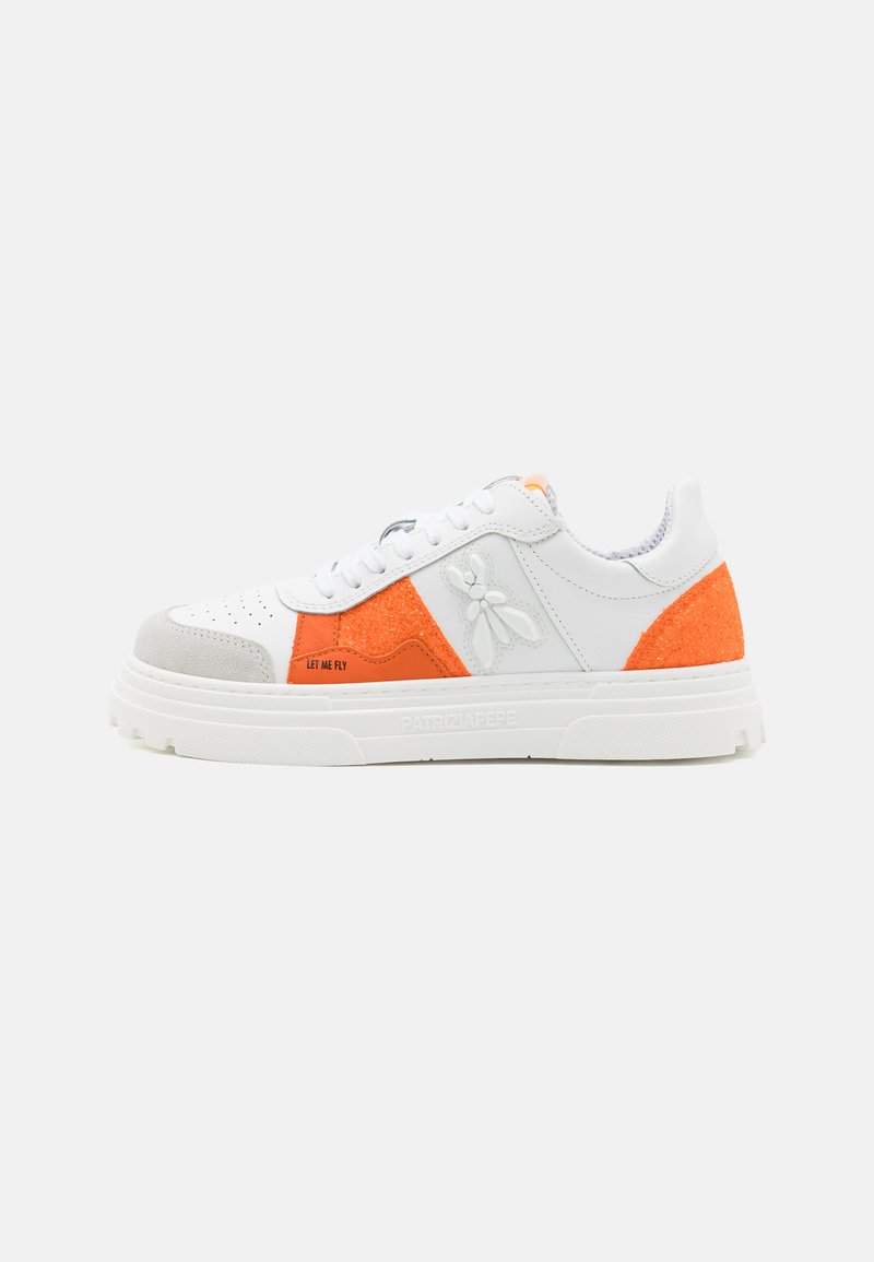 PATRIZIA PEPE Sneakers laag oranje PATRIZIA PEPE Sneakers laag oranje