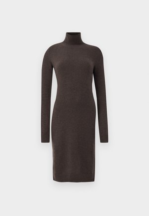 Brown long-sleeve sweater dress with a high neck, made of a soft, ribbed material. Features fitted sleeves and a straight silhouette.