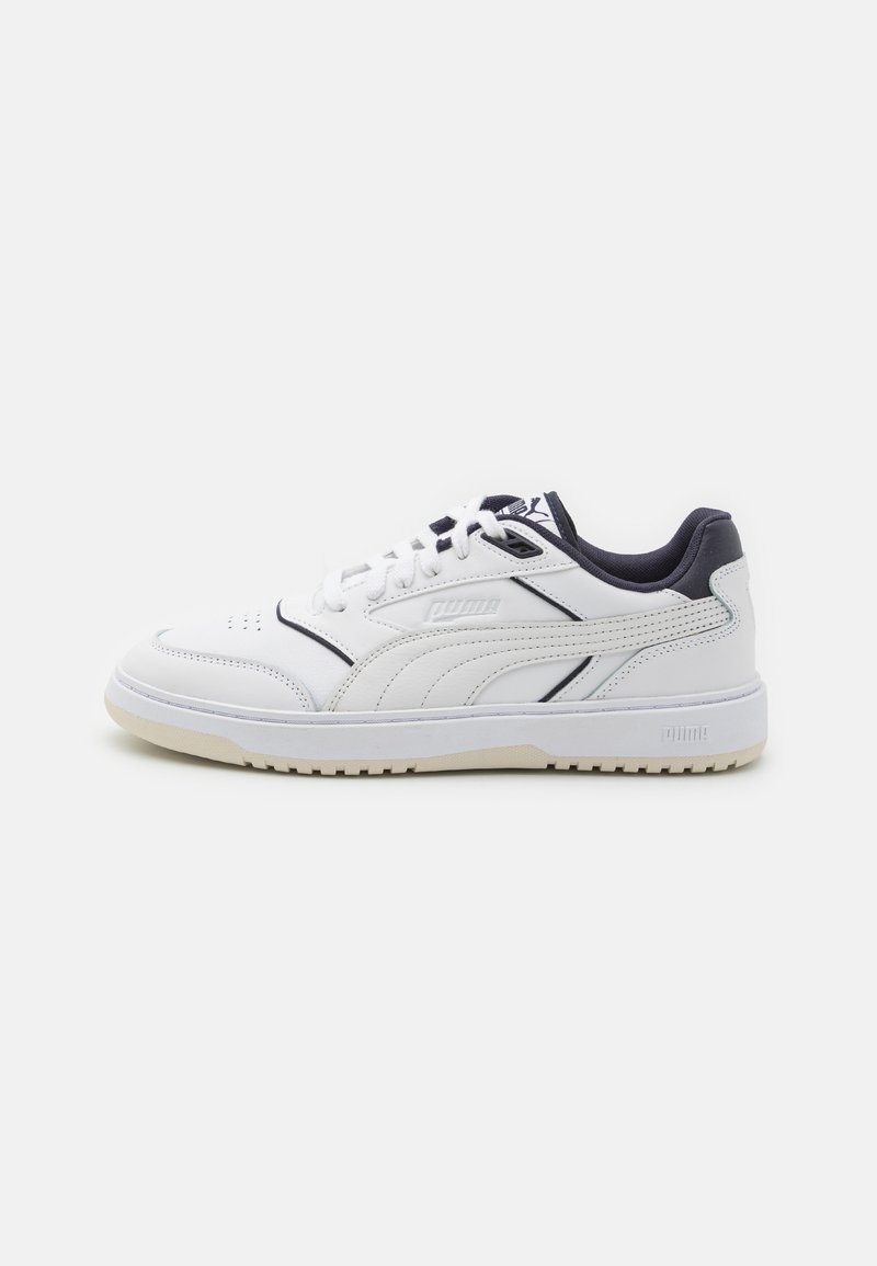 Puma - DOUBLECOURT  - Edzőcipő - white/new navy, Nagyítás